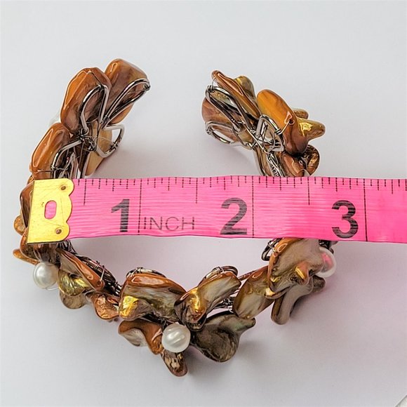 Orange Adjustable Cuff Bracelet with with Dyed Shell Petals & Pearls Bangle - Picture 7 of 15